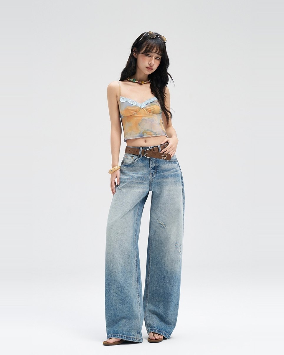 Distressed Wide-Leg Jean with belt