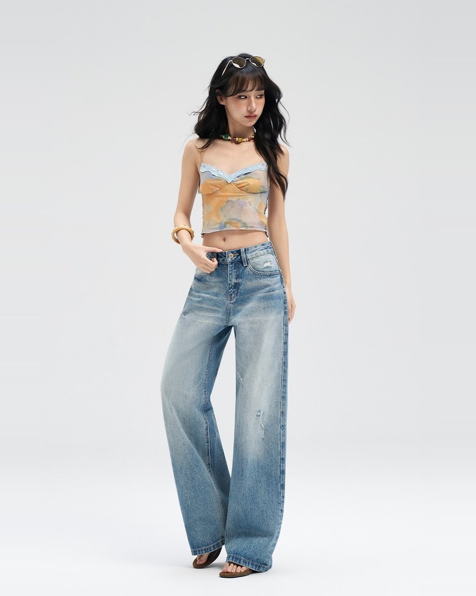 Distressed Wide-Leg Jean in vintage wash, front